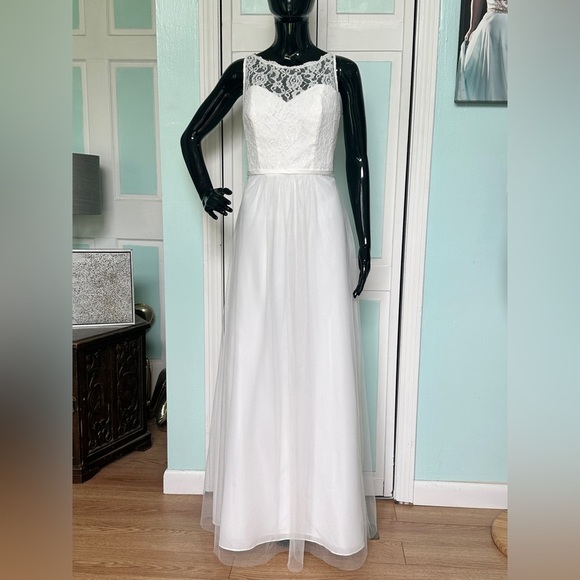 Alfred Angelo Dresses & Skirts - Size 6 Ivory Lace Tulle Wedding Dress Bridal Gown Garden Destination Reception